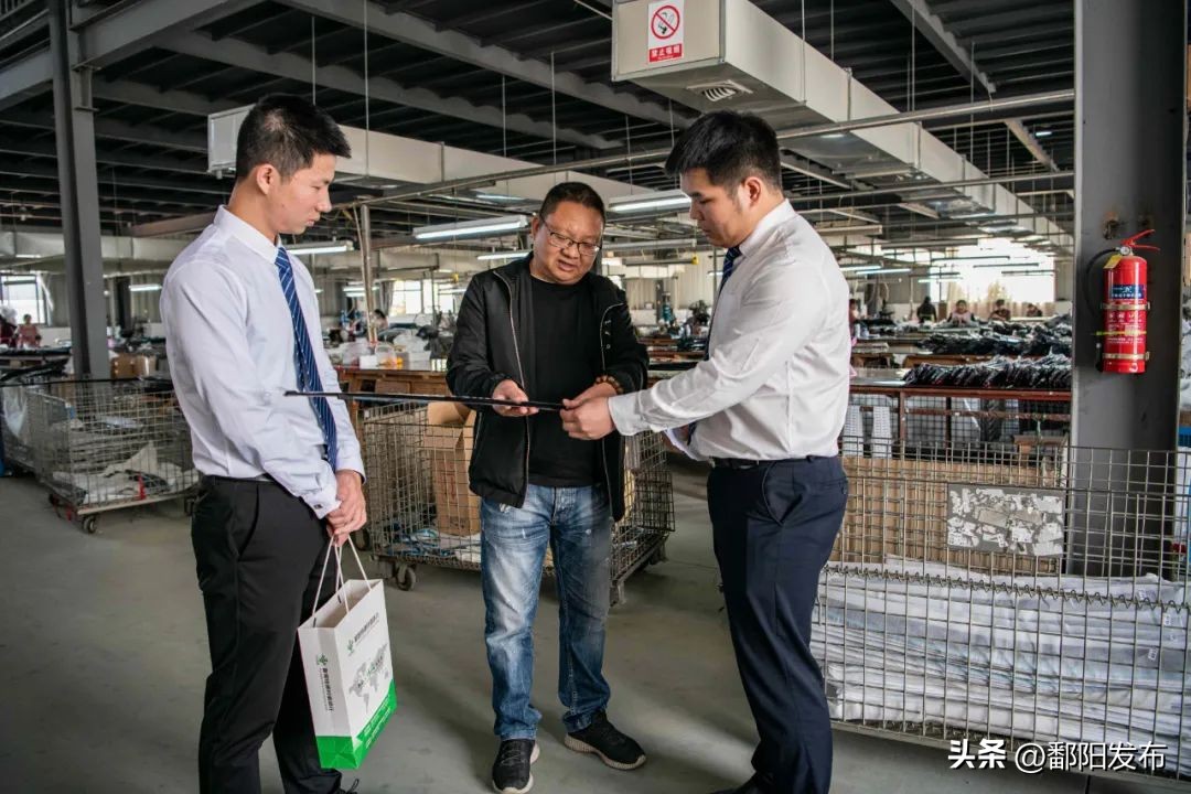 快马扬鞭自奋蹄深耕细作守初心——鄱阳恒通村镇银行八年普惠路纪实