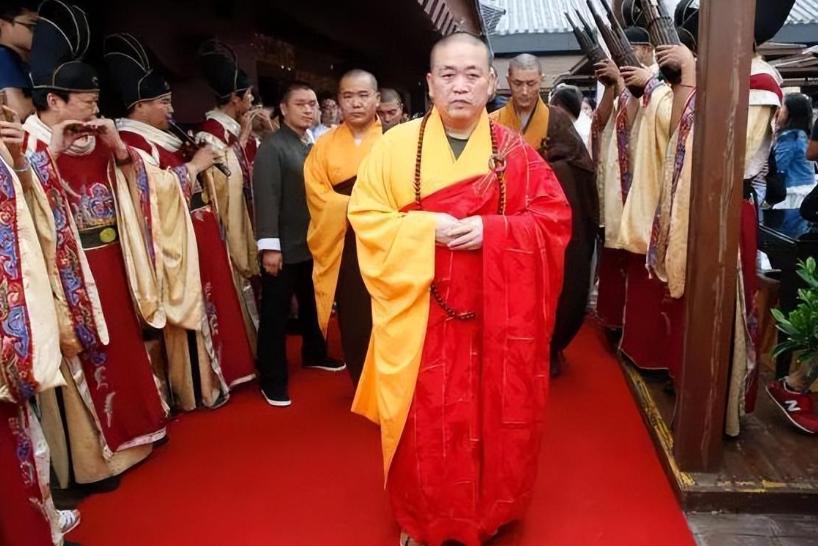 释永信方丈年薪,释永信700元工资