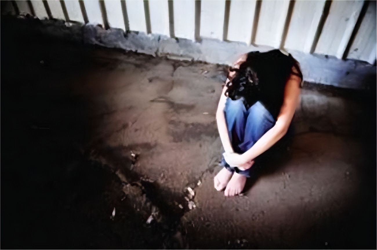 鏂版綗灏戝コ鐩戠鍚庣画,1990鏂版綗灏戝コ鐩戠浜嬩欢