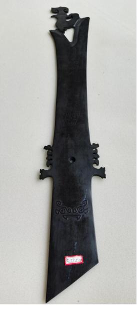 民间收藏的古蜀玉璧图片,馆藏老玉紫水晶玉琮