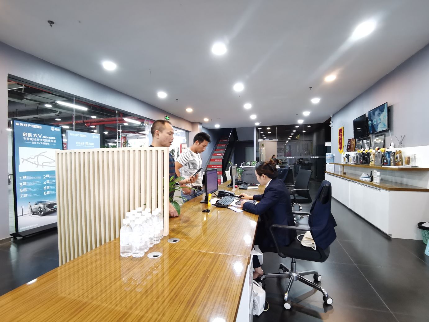 助企纾困推动高质量发展,助企纾困新闻报道