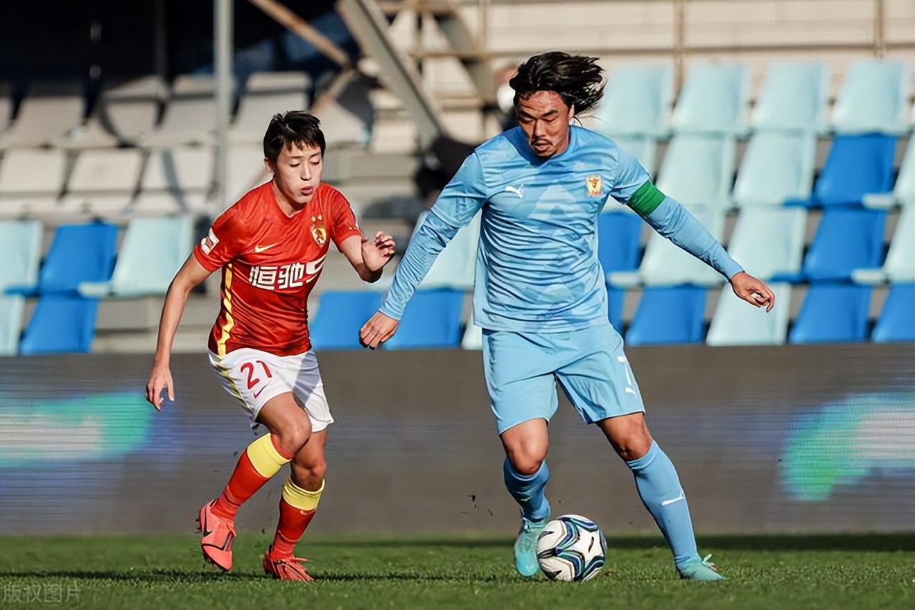 国脚赵明剑月薪一万多,国脚赵明剑