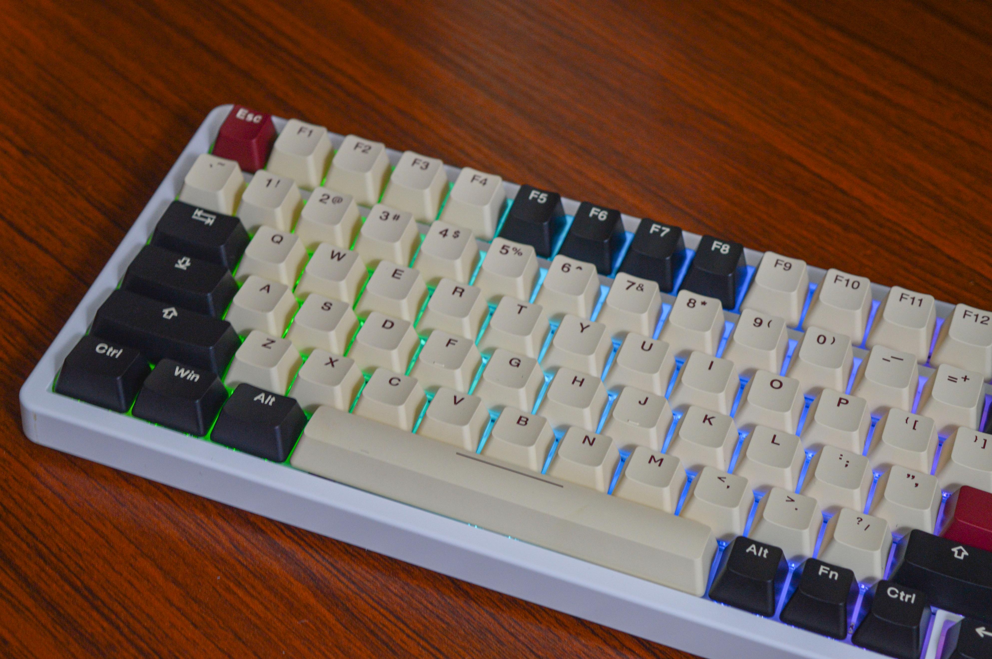 牧马人k98键盘怎么调灯,牧马人键盘k98