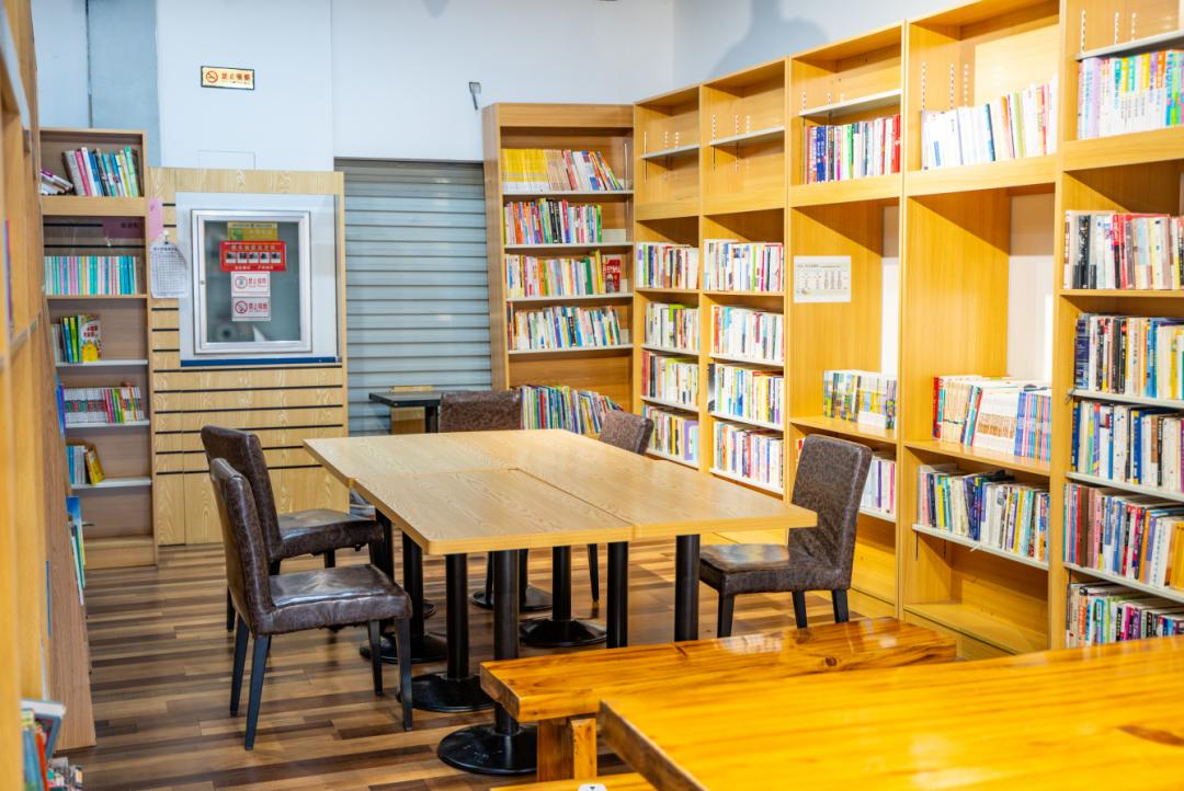 我家门口有条河,我家门前有条河全文