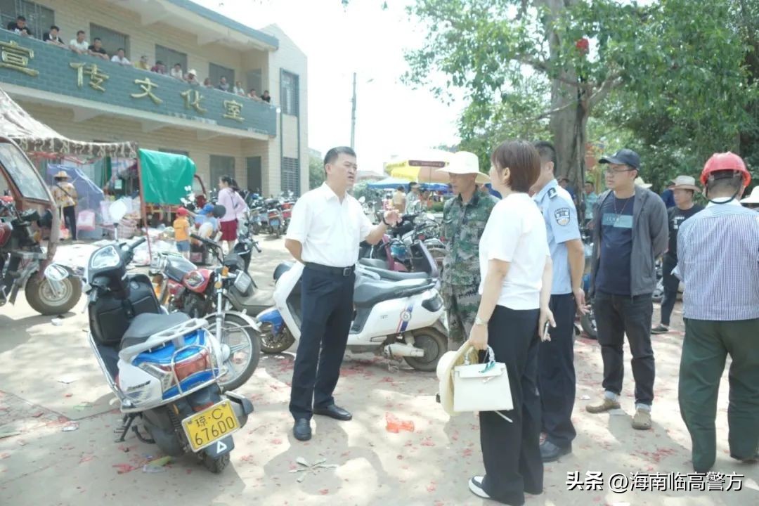 节日我在岗平安不打烊,节日我在岗国庆警相随守护不打烊