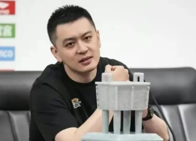 辽宁三巨头外援,辽宁男篮三巨头