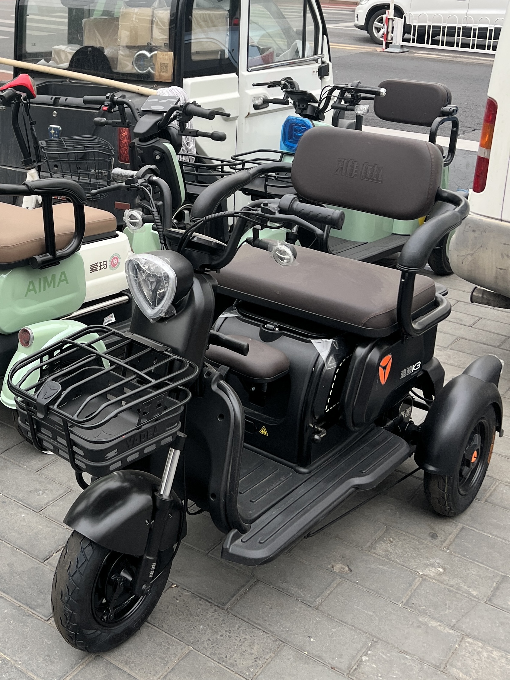 四轮电动代步车该走什么车道,国家对电动四轮代步车有什么政策