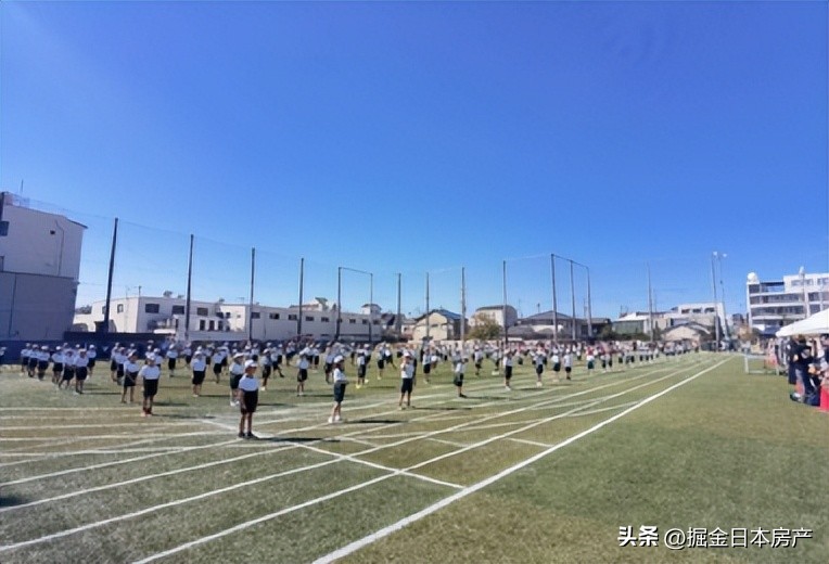 中国人一家三口定居日本幸福生活,上海人在日本定居