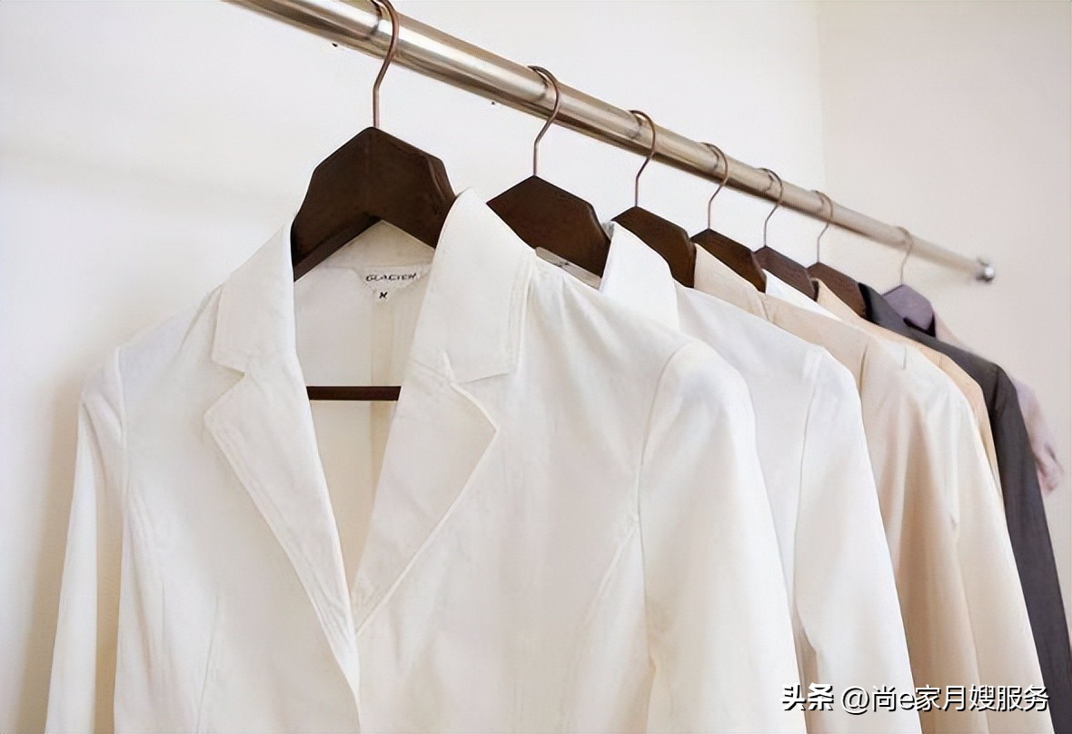 衣物久放变黄怎么办,衣物久了掉色怎么恢复