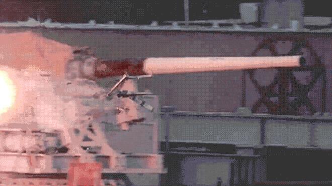 中国电磁炮巨大威力,电磁炮真的能打穿100公里的钢板