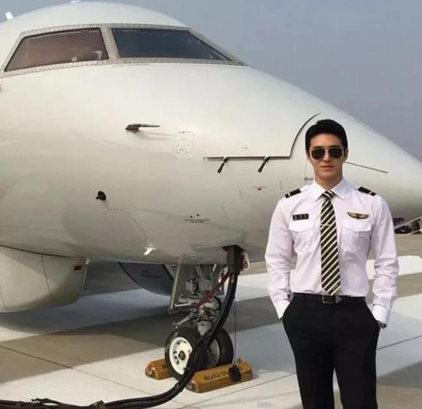 空姐网约车偶遇富二代,空姐骗富豪搭讪