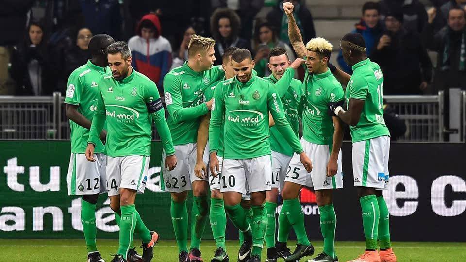 五大联赛拜仁夺冠,五大联赛包揽欧冠联赛16强席位