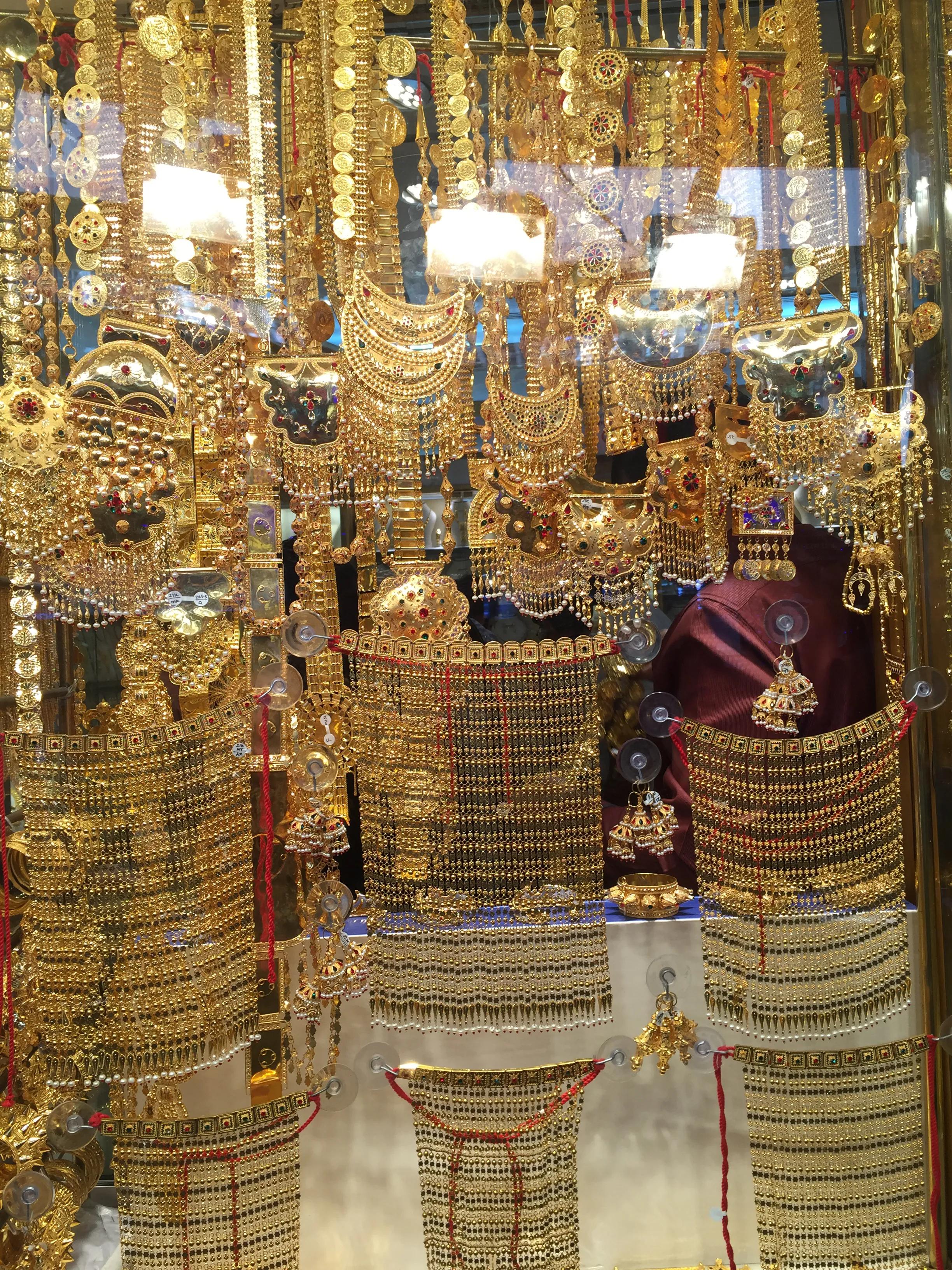 迪拜土豪男士金戒指,探秘最大的黄金市场