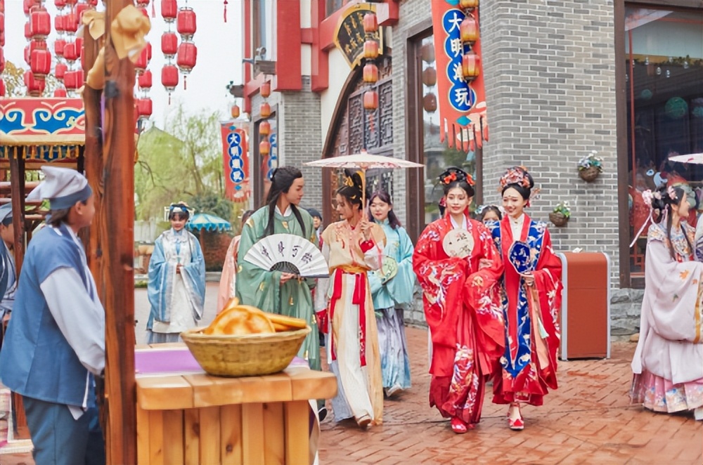 三八妇女节游方特,三八妇女节方特免费吗