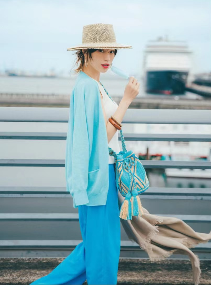 好好看呀！又被这个“颜色”圈粉！色调分析+风格技巧，不愧一绝