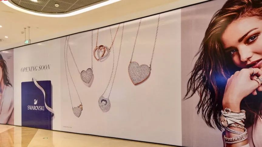 办公家具喷绘布设计,喷绘布多少钱一平