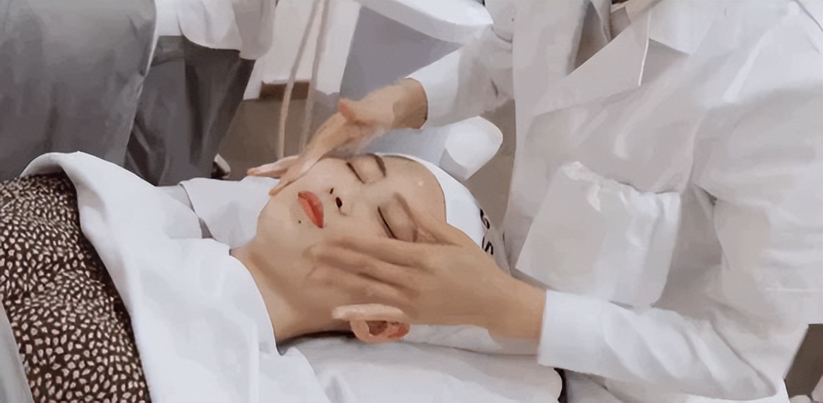 去鼻子上的黑头最好的方法,去鼻子上黑头的有效方法