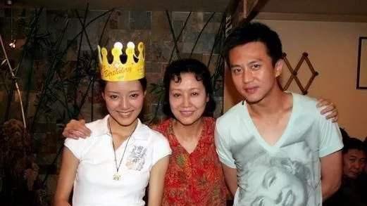 车晓跟前夫离婚分了多少,车晓分手后对3亿分手费做出回应