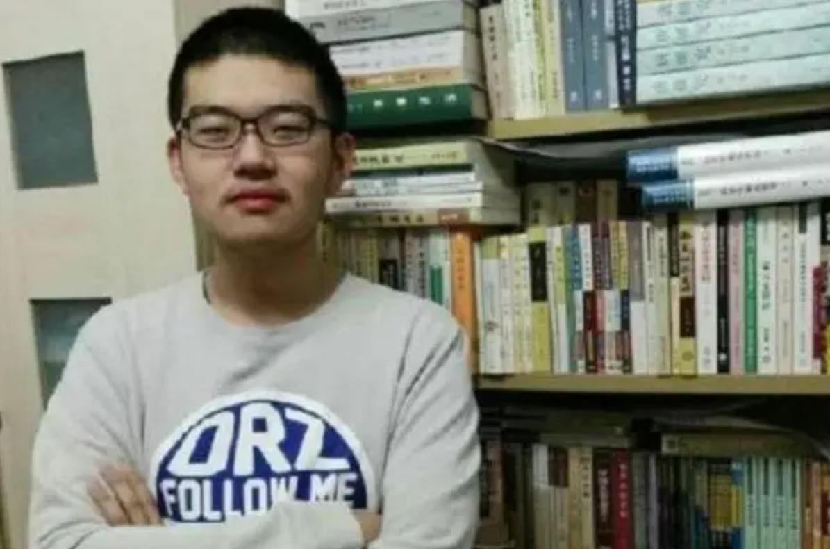 重庆17岁天才少年跳楼,17岁天才少年自尽后续