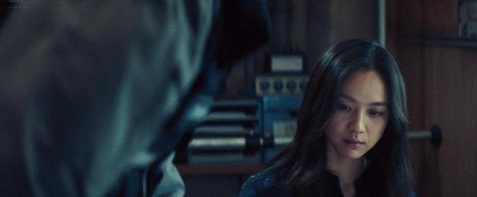 离开《色·戒》的汤唯，又演了*欲情**戏