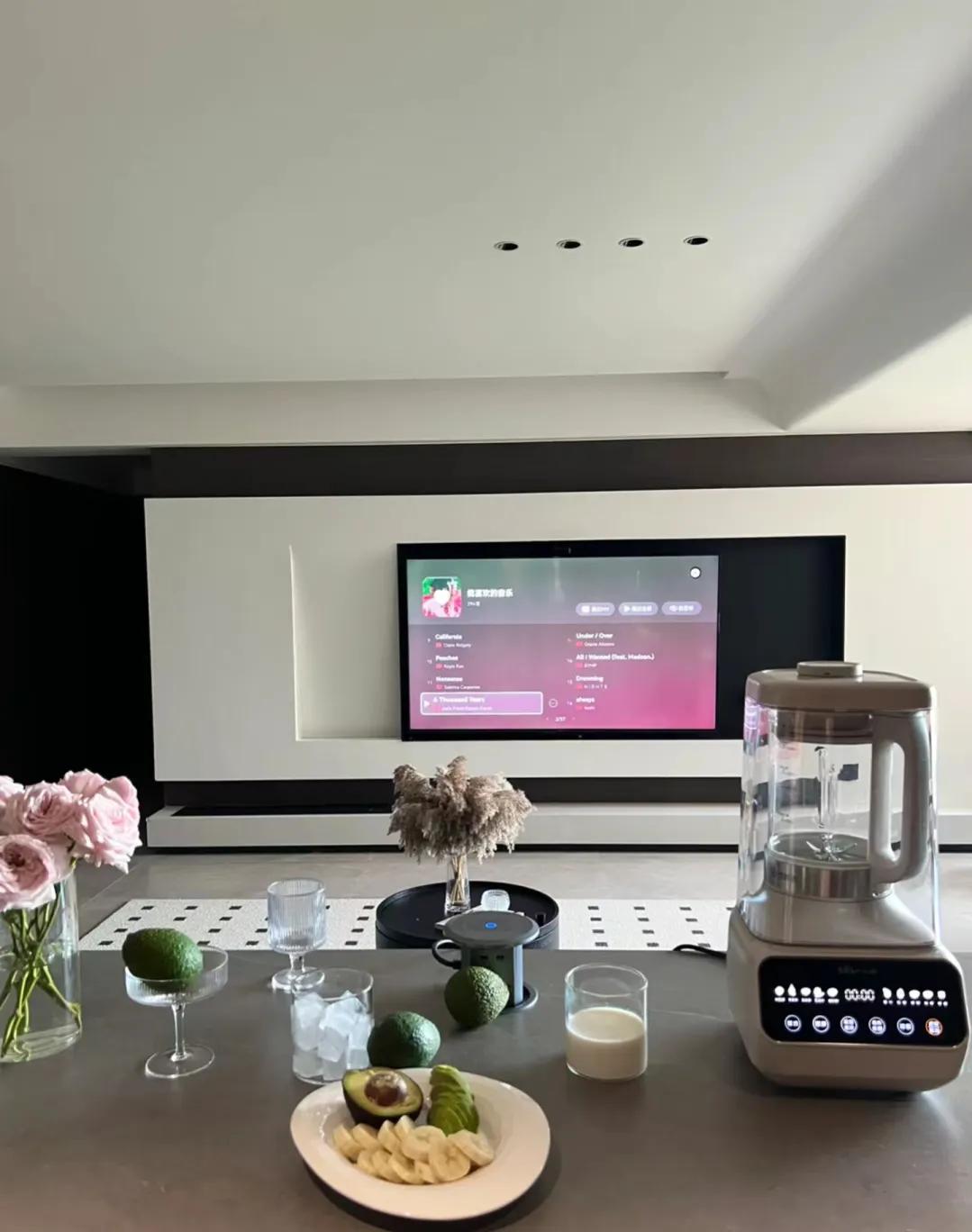 美女晒自家的豪宅装修,安徽女生的房间装修