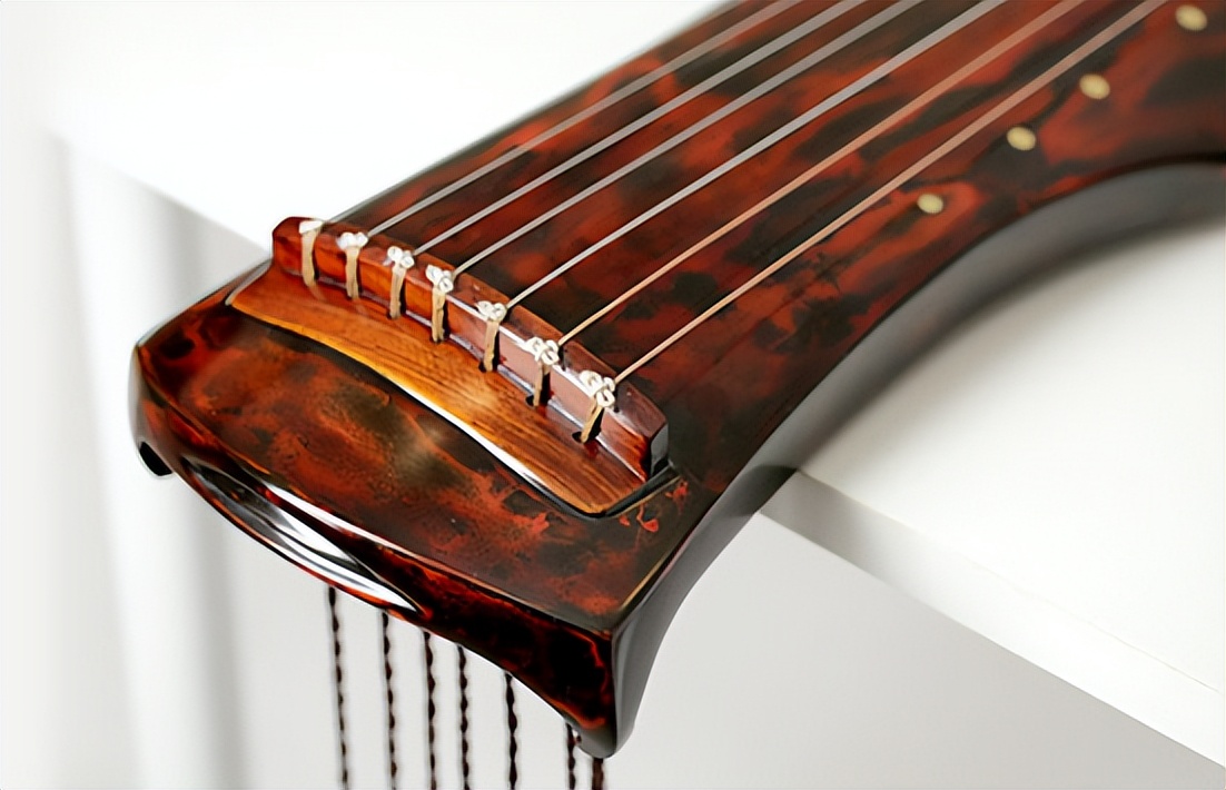 古琴演奏技巧与历史传承,古琴教学讲究口传心授