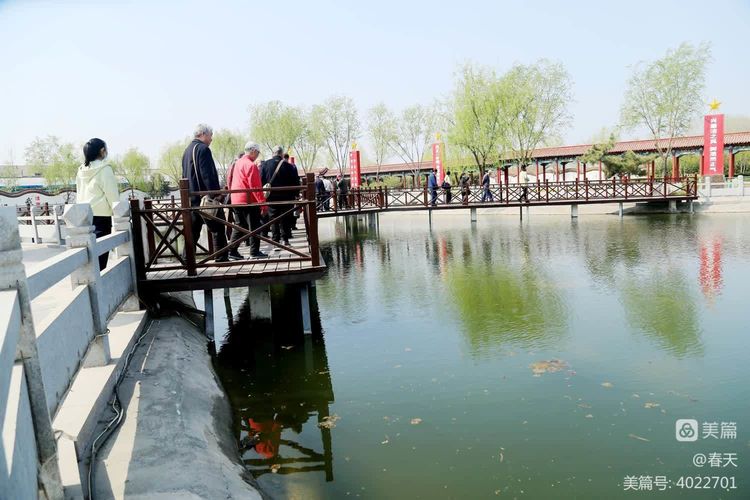 走进典范领略强村风采——淄川区诗词学会双杨镇采风