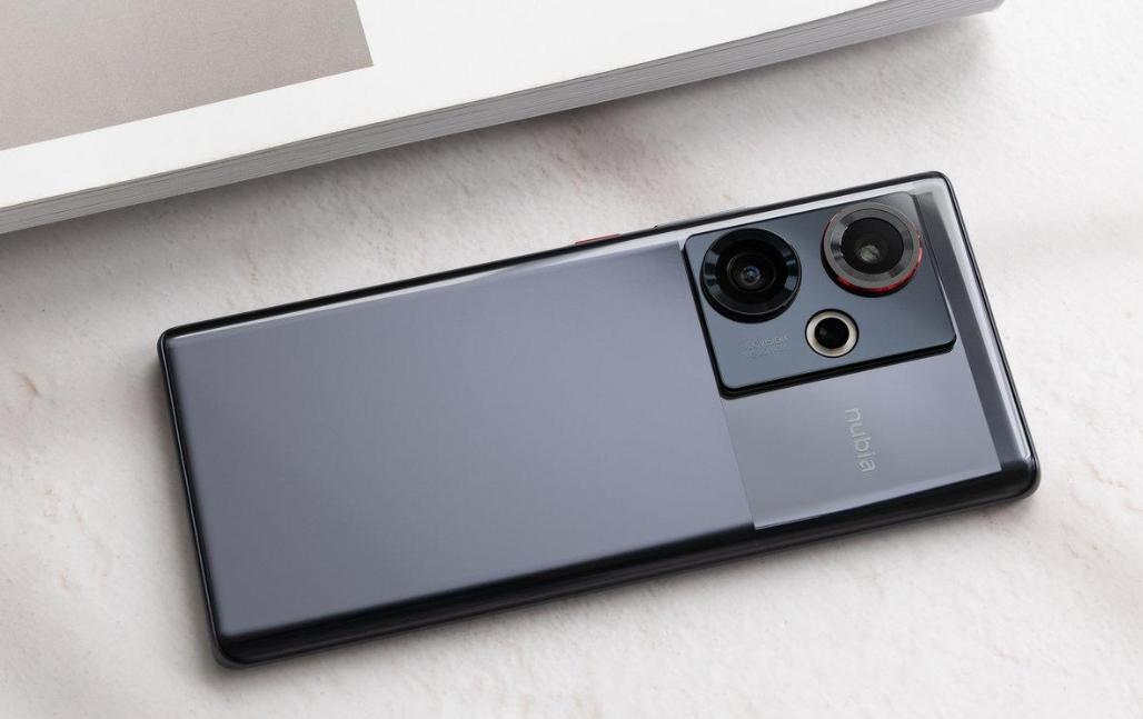 高端旗舰和性价比手机有什么区别,1000左右能买到旗舰手机吗