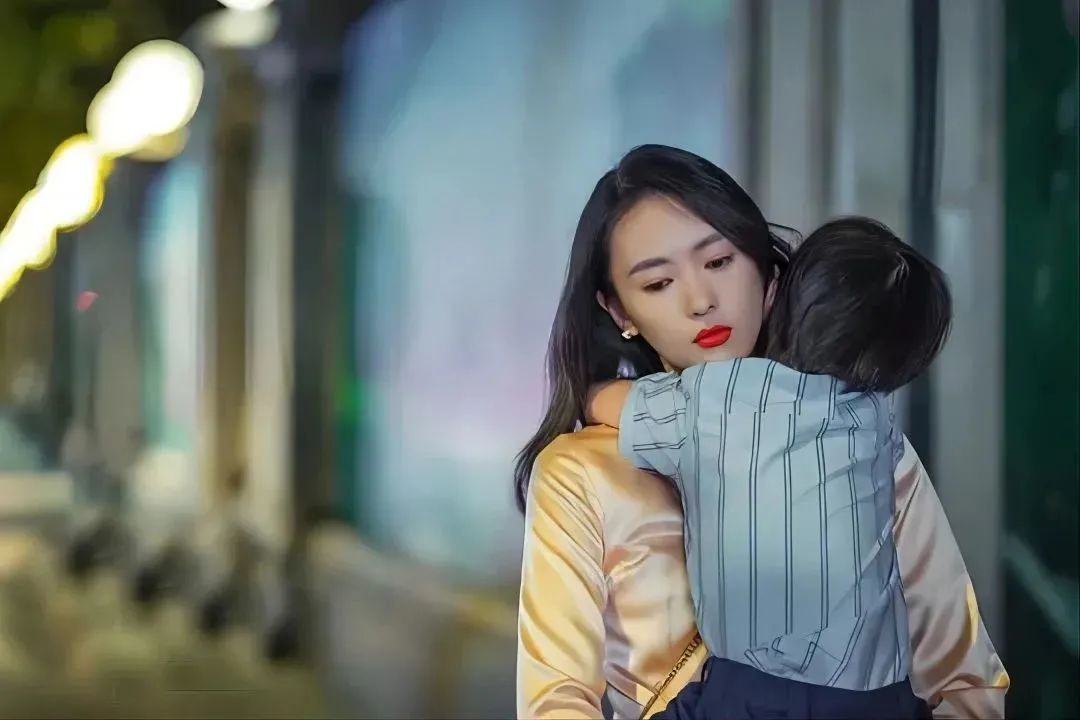 退保，中产有娃家庭的一场隐秘卸重