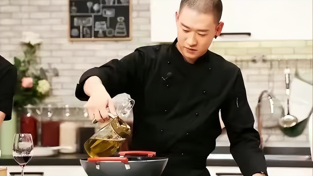 曹云金大闹庆生宴时不敢训谁,曹云金在沈阳哪里开的店