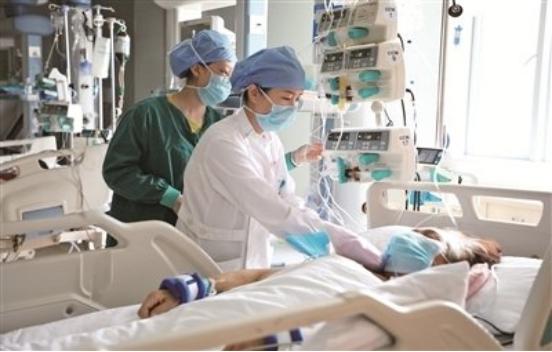 重症监护室平均一天花费上万元,钱都用在哪儿了?听听医生怎么说