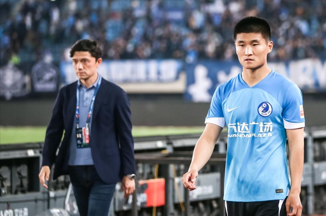 中超22轮大连人谢晖赛后发布会,谢晖对大连足球最大的变化