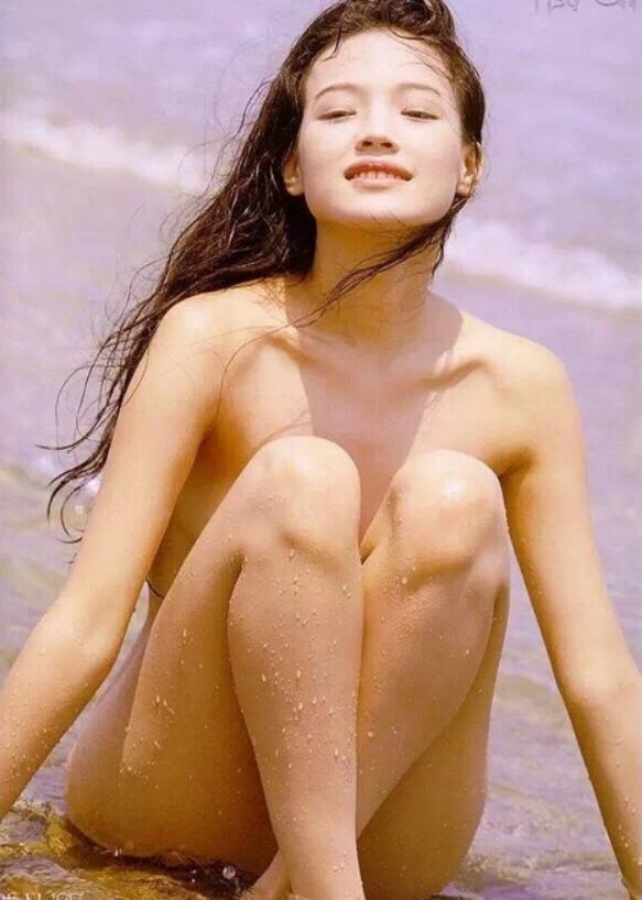 那些靠身材走红的女明星,靠身材博眼球的明星