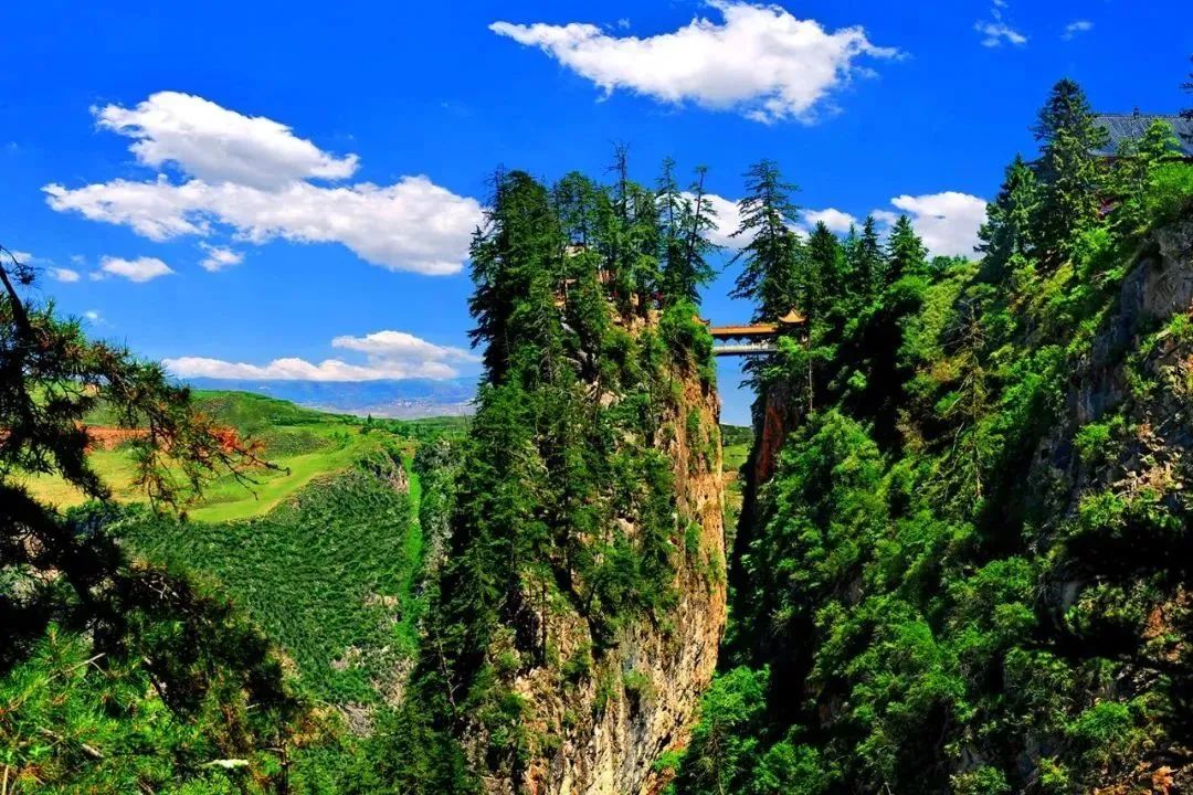 到甘肃旅游报价,到甘肃必去景点