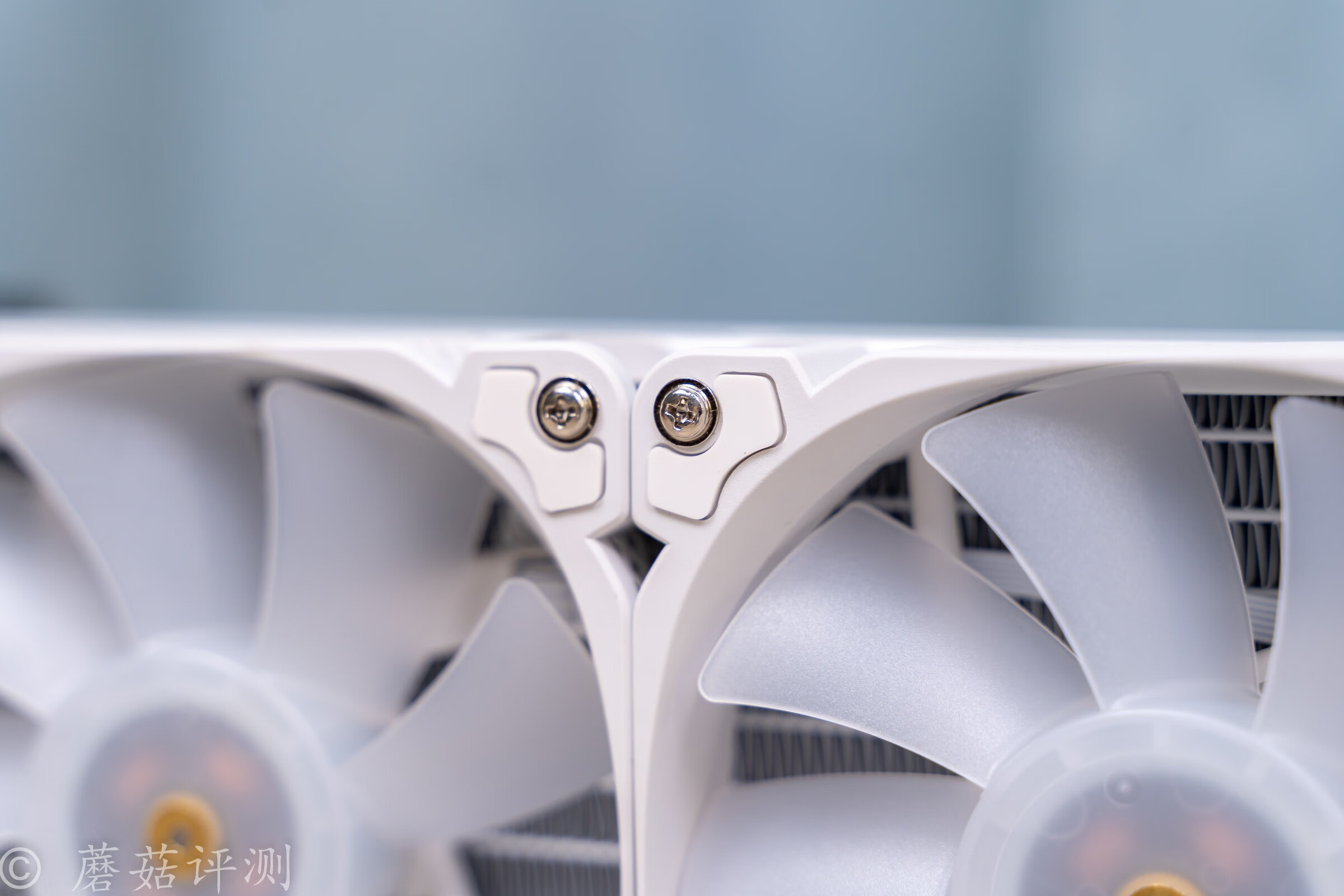 乔思伯光影240一体式水冷安装教程,乔思伯240光影水冷评测