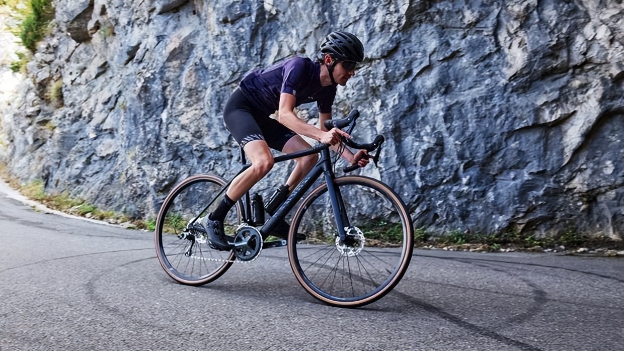 顶级公路自行车22速碳架,bmc顶级公路自行车