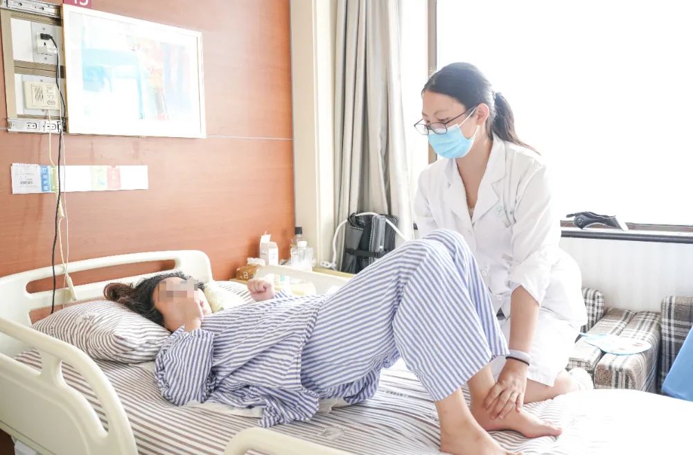 中风后偏瘫能恢复正常吗,中风偏瘫了有什么方法能康复