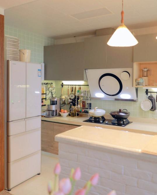 日立冰箱小身材大容量,日立冰箱最大优势