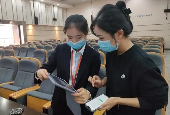 张雪峰靠乒乓球特长到银行工作,国家开发银行张雪峰