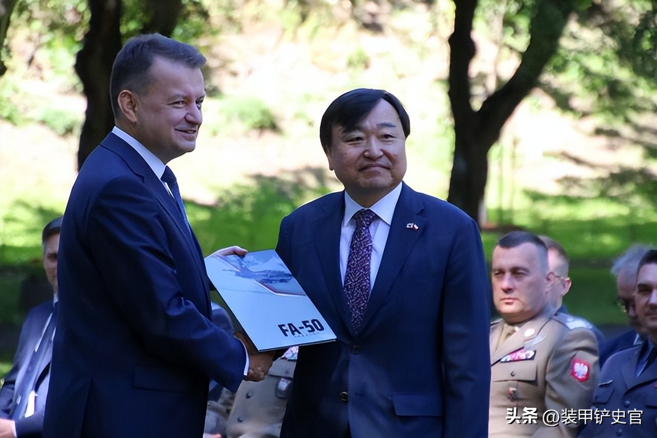 波兰变身狗大户豪购百亿*火军**,有钱任性为啥看中韩国坦克?