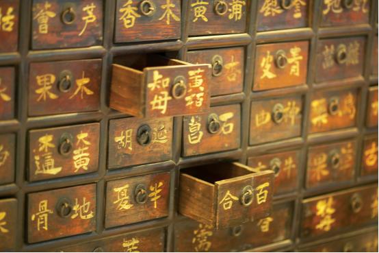 胃酸过多是什么原因造成的呢,胃酸过多是什么原因引起的腹泻