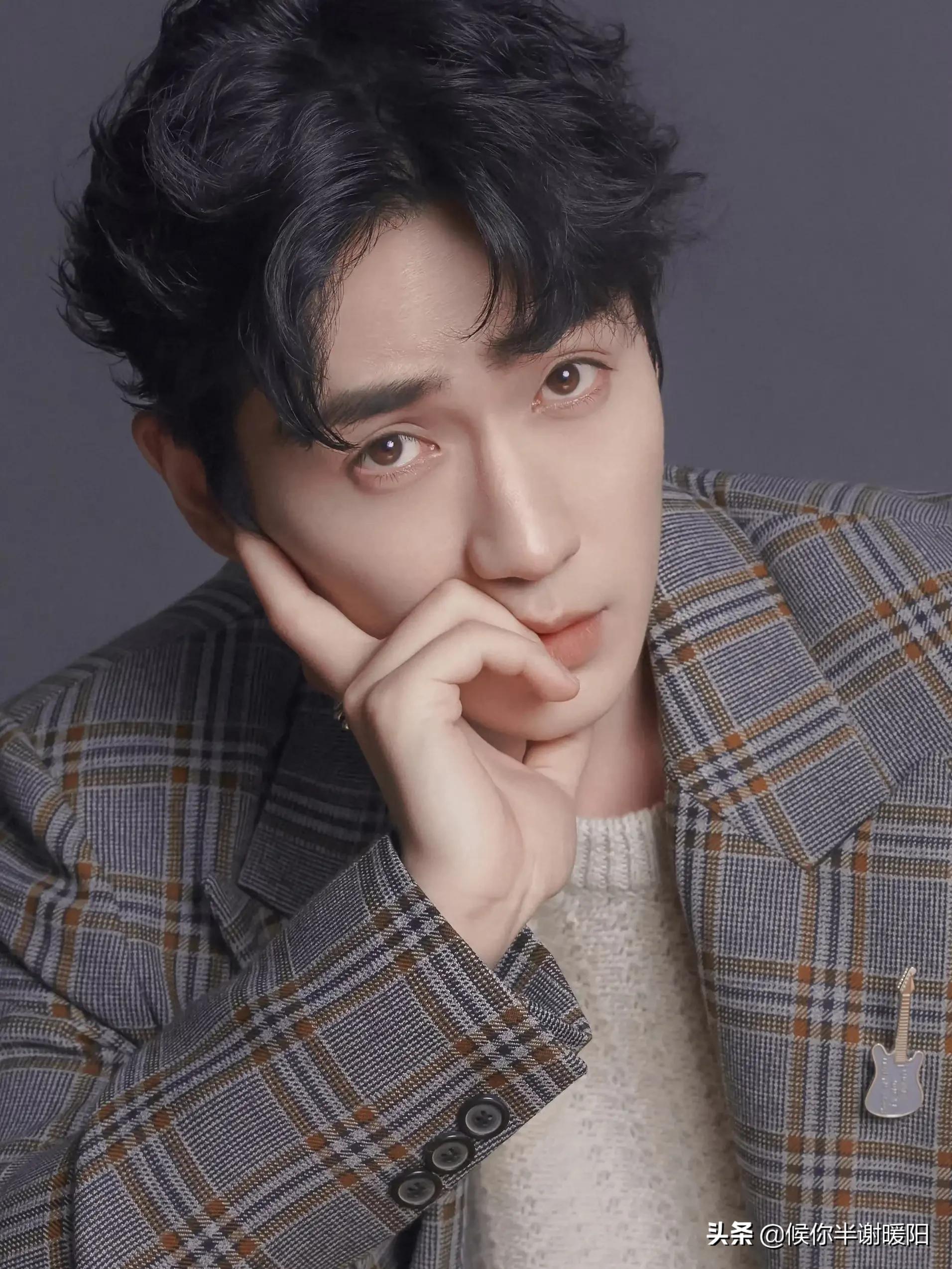 男生冬季穿搭高级感白敬亭,白敬亭王一博冬季穿搭