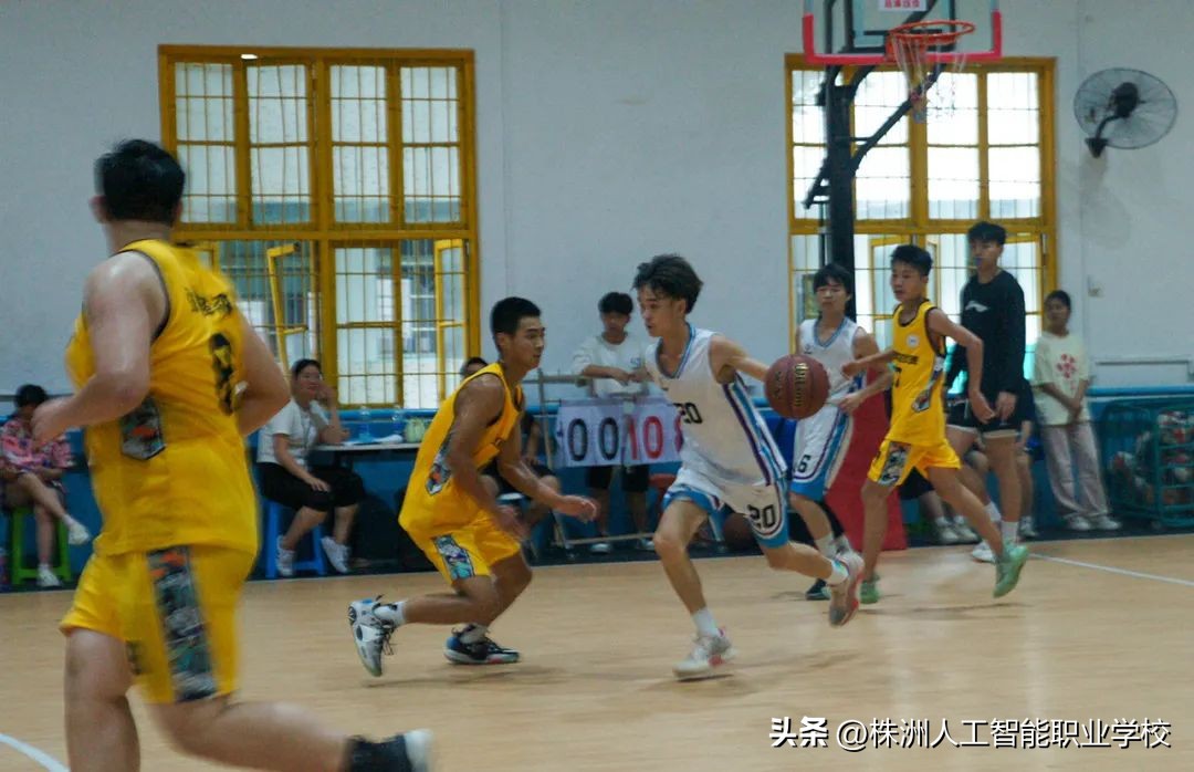 杩愬姩涓嶆姝ュ仴搴蜂笉鏁e満,杩愬姩涓嶆姝ュ鏂楁棤姝㈠