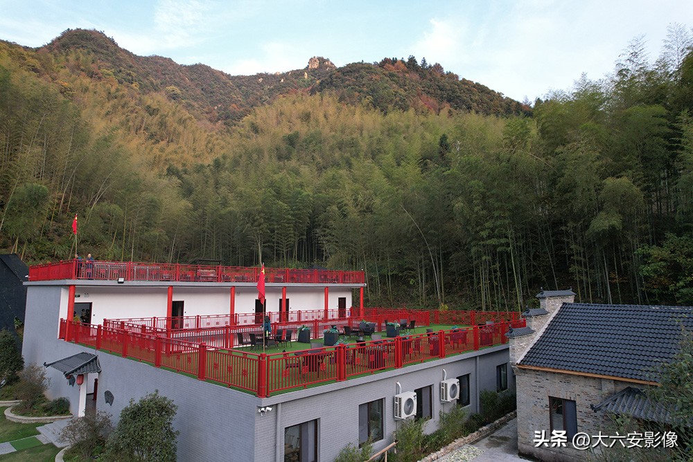 探访大别山中画家村民宿都有游泳池美食诱人