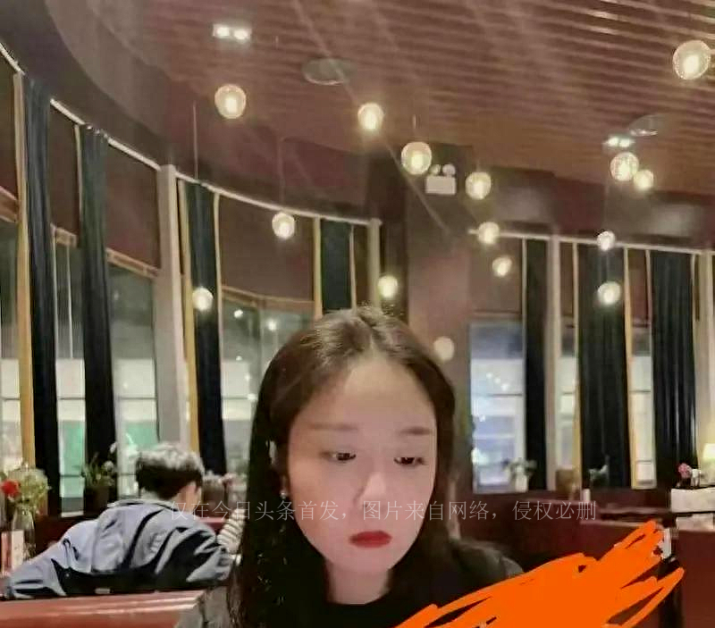 太劲爆，长相惊艳唐山花店老板娘8分25秒不雅视频，被小男友曝光