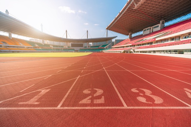 皇马瓦伦西亚冲突裁判,皇马vs瓦伦判罚视频