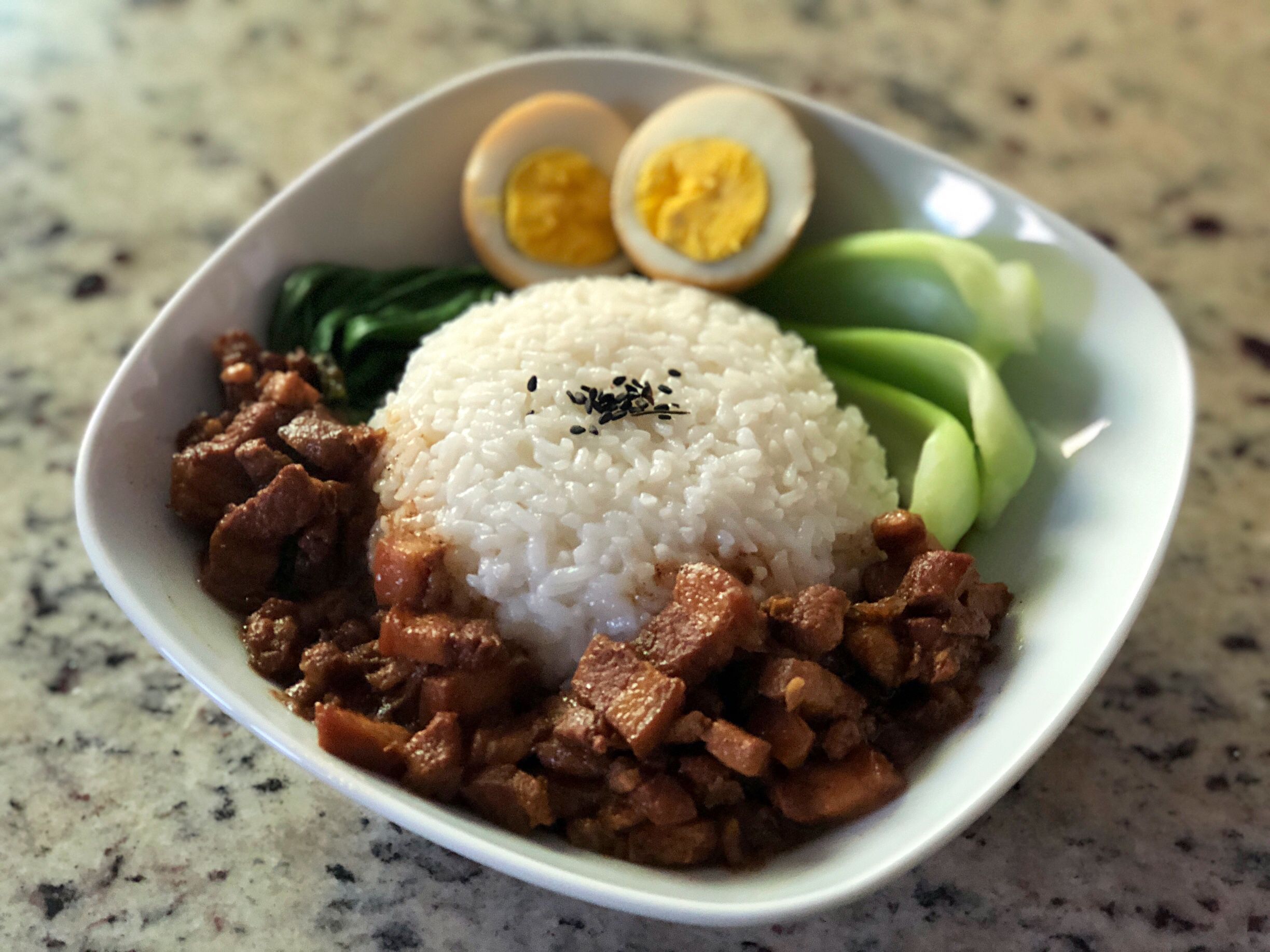 舌尖上的中国菜——浅论全国各地的特色美食