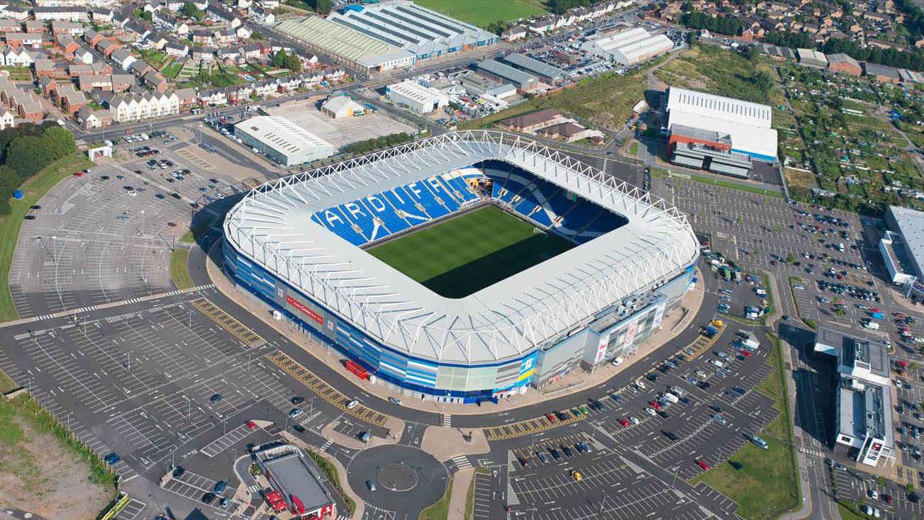 英法德西意低级别足球联赛,欧洲足坛十大震撼球场