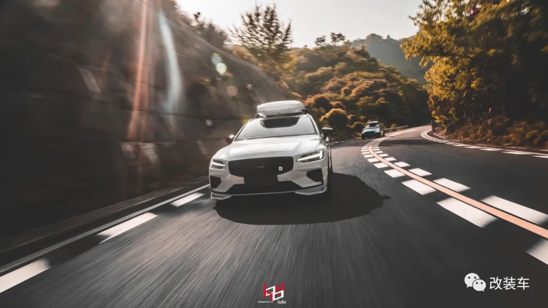 沃尔沃v60黑武士改装,深度试驾全新沃尔沃v60