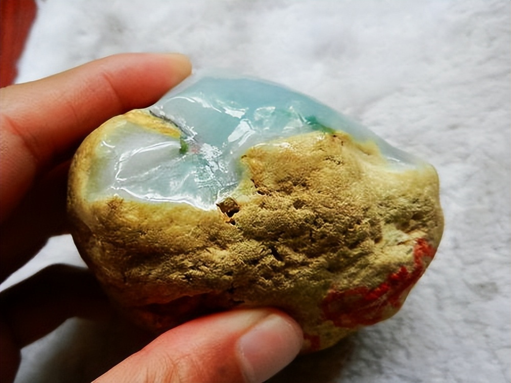 来自塔里木《塔河文苑》：睡着的胡杨